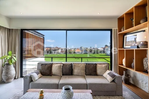 Modern 3 Bedroom Villa with Rice Field View in Berawa – Prime Canggu Location