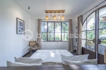 Luxurious 6-Bedroom Villa with Stunning Rice Field Views in Canggu – Babakan