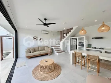 Exquisite Modern Villa in the Heart of Kedungu’s Premier Beachside Enclave—Unmatched Location Just Steps from the Shore