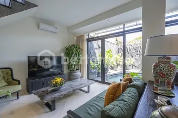 Enchanting Leasehold Villa Haven in Kerobokan