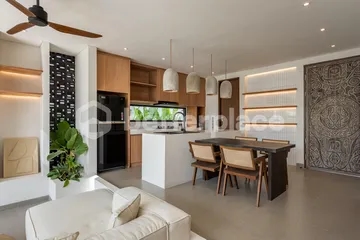 Contemporary Elegance Meets Island Charm in This Bingin Villa