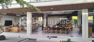 Luxury Defined 4-Bedroom Villa with Breathtaking Views in Tumbak Bayuh