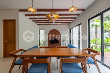 Ubud Dream Home 3 BR Villa with Scenic Jungle View