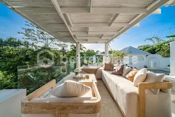 Luxurious 3-Bedroom Villa in Ubud with Breathtaking Rice Field Views