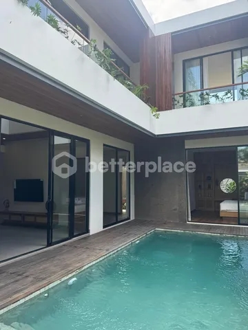 Spacious 5-Bedroom Villa for Yearly Rent in Batu Bolong, Canggu – Perfect for Retreats or Family Getaways