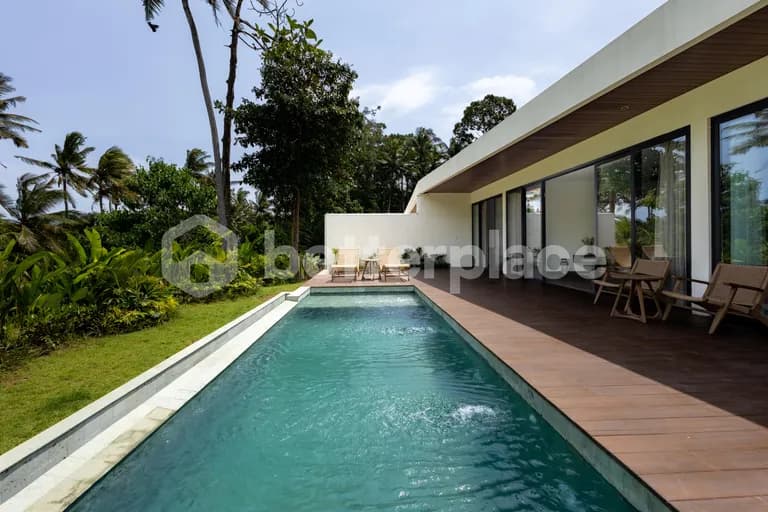 Luxurious 2-Bedroom Villa in Ubud with Jungle and Rice Field Views