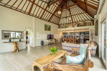 Stunning 4 Bedroom Luxury Villa in Sanur – Spacious Living Steps from the Coast