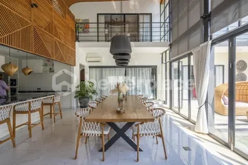 Luxurious 5-Bedroom Villa in Pererenan, Bali – Contemporary Design in Prime Location