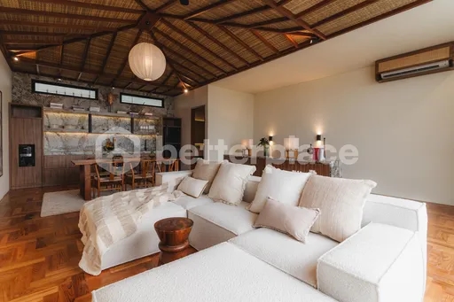 Stylish 2 Bedroom Penthouse in Tumbak Bayuh – Modern Design with Amenities