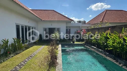 Chic Tropical Contemporary Villa in Tranquil Buwit – 3 Bedrooms with Sunset Views