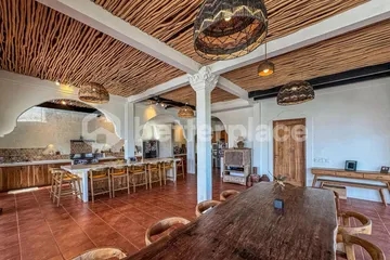 Grand Seven-Bedroom Villa Sanctuary Between Umalas and Canggu Offering Exceptional Space and Investment Value