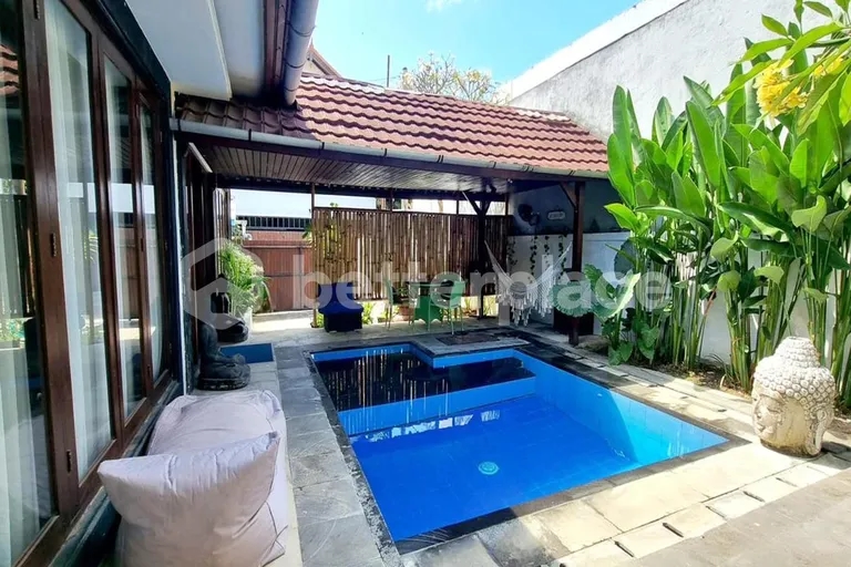 Charming 2-Bedroom Balinese Villa with Private Pool in the Heart of Canggu – Just Minutes from Berawa Beach