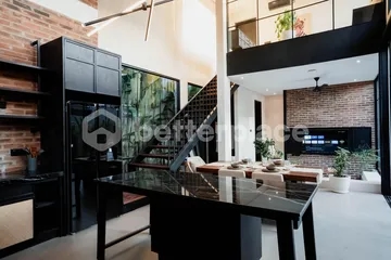 Luxurious Villa 2 Bedrooms for Sale Freehold in Cliff Side Uluwatu