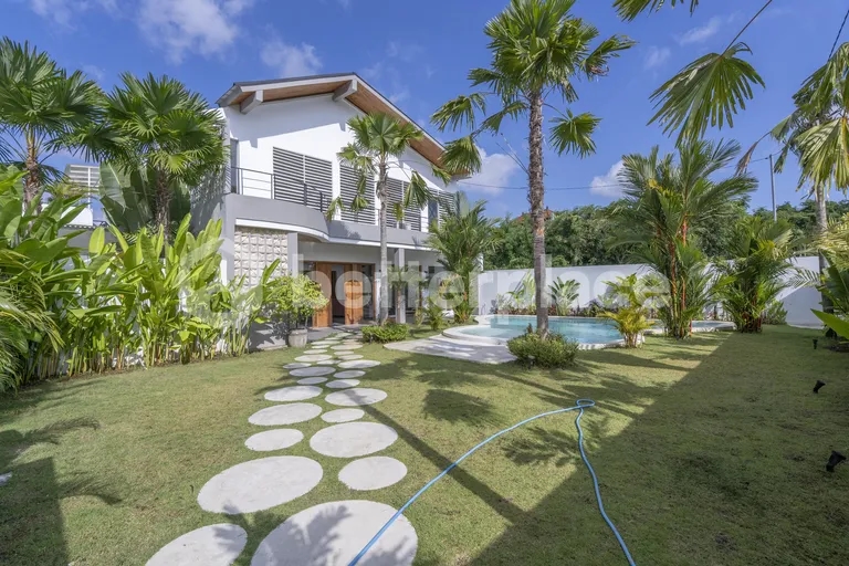 Exquisite 2024 Built Villa with Private Pool in North Canggu