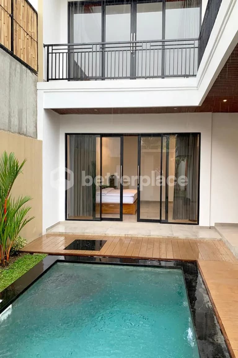 An Elegant Yearly Rental Opportunity – Contemporary Two-Bedroom Villa in Vibrant Canggu Babakan