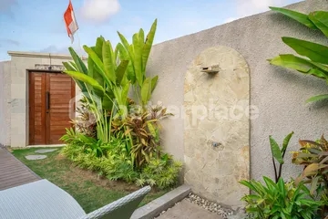 Stunning Leasehold Tropical Modern Villa in Kerobokan – Prime Location, Walking Distance to Cafes!