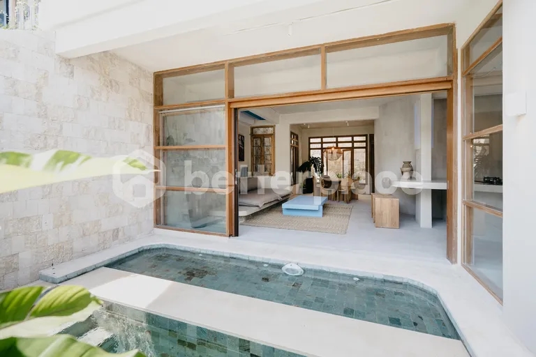 Modern 3 Bedroom Villa in Berawa, Bali — Stylish Design & Prime Location Near the Beach