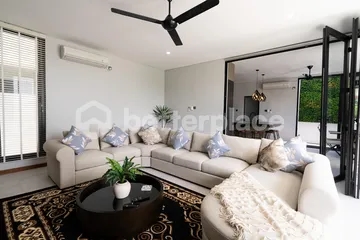 Luxurious 4 Bedroom Villa with Rooftop Terrace in Pecatu Area