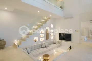 Modern Luxury Villa in Peaceful Tumbak Bayuh, Your Dream Home in Bali