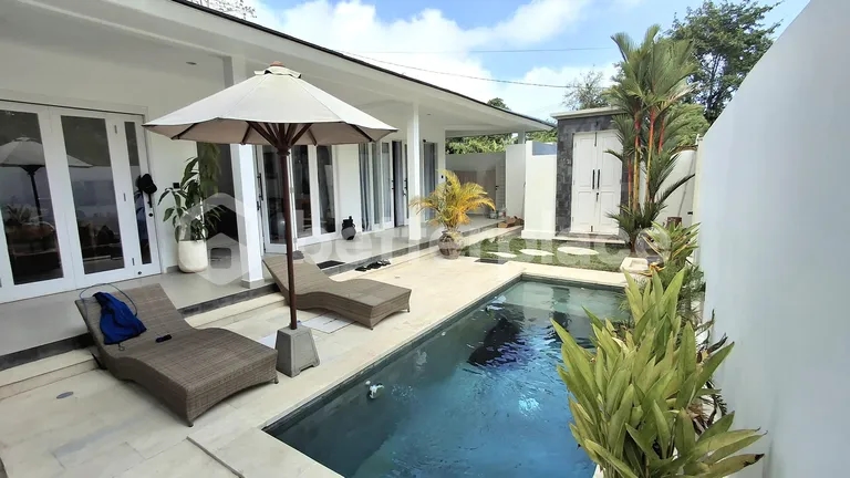 Elegant Modern Tropical Villa in Serene Bingin – 3 Bedrooms of Timeless Comfort
