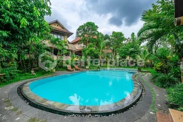 NEW Tranquil Urban Living Furnished Apartment in Ubud Central