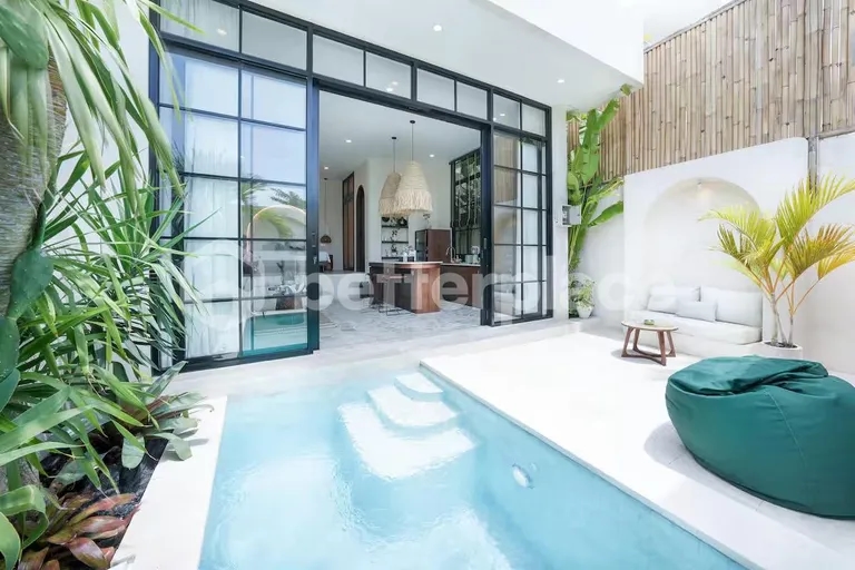 A Serene Investment Gem in Umalas: Sophisticated One-Bedroom Villa Blending Contemporary Design with Balinese Charm