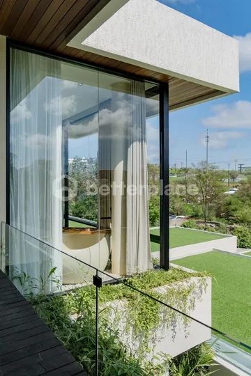 Your Uluwatu Escape: High-Standard Freehold Villas with Jacuzzi and Breathtaking View