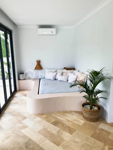 Modern Designer Brand New 4 Bedroom Villa + Private Studio in Pecatu