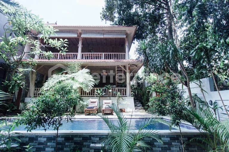 Charming 3 Bedroom Villa for Yearly Rental In Pererenan