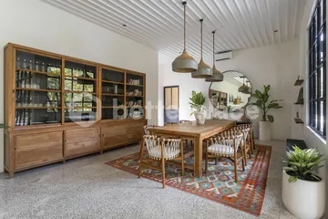 Stunning 5 Bedroom Villa in Pererenan – Modern Tropical Living Close to the Beach