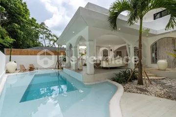 Santorini-Inspired Two-Level Villa with Spacious Balcony in Ungasan