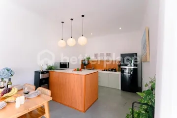 Elegant 2-Bedroom Contemporary Villa with Open Living and Private Pool – Only 7 Minutes from Batu Belig Beach in Trendy Umalas