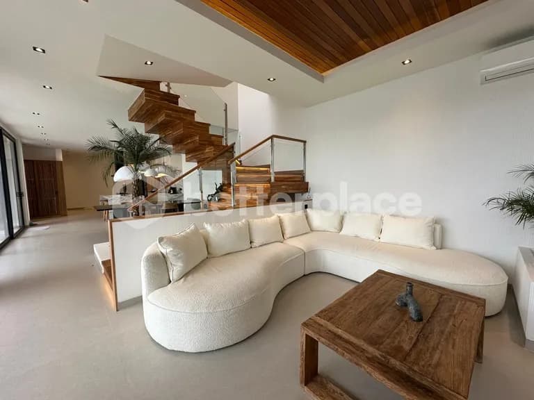 Prime Canggu Location – Luxurious 4-Bedroom Villa, Fully Furnished and Ready to Move In