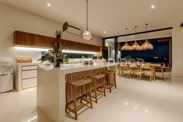 Stunning Leasehold 3-Bedroom Villa with Rice Field Views in Canggu – Luxury Living with Investment Potential