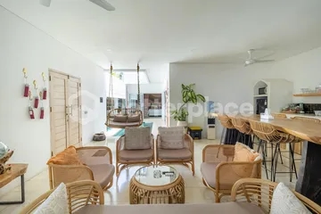 Tropical Modern Villa in Babakan– Full Furnished, Near Batu Bolong