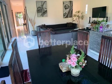 Yearly Rental Luxury Villa in Kerobokan – Spacious 3-Bedroom Retreat Surrounded by Bali’s Natural Beauty