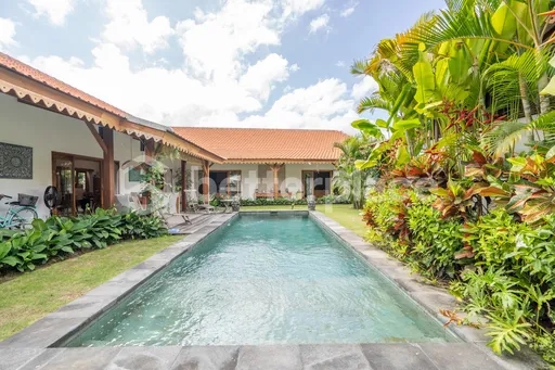 Spacious 4 Bedroom Villa in Buduk – Perfect for Modern Living