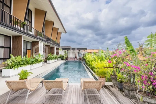 A Stunning One Bedroom Loft Apartment in Batu Bolong, Just Few Minutes to The Beach