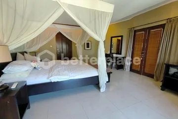 Bali Dream Leasehold Villa: Ultimate Comfort Steps from Petitenget Beach