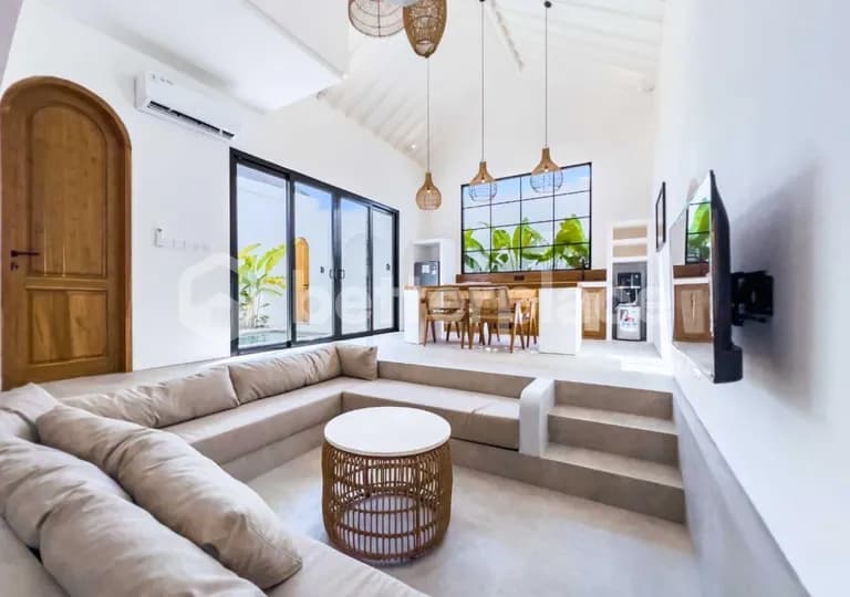 Tropical Modern 2 Villa with a Mediterranean style in Pererenan