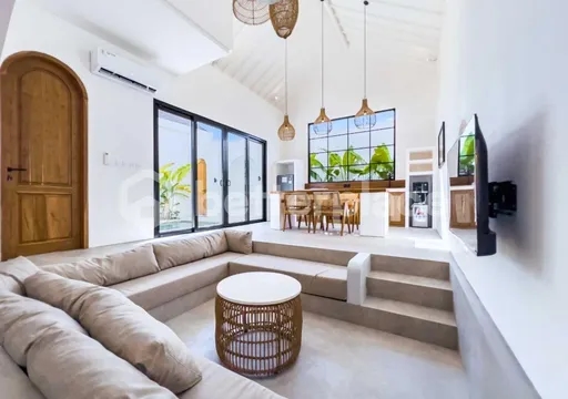 Tropical Modern 2 Villa with a Mediterranean style in Pererenan