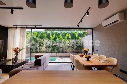 Modern 2-Bedroom Villa Loft in Umalas with Smart Home Features, Western Finishes, and Enclosed Living — A Sophisticated Leasehold Investment Opportunity