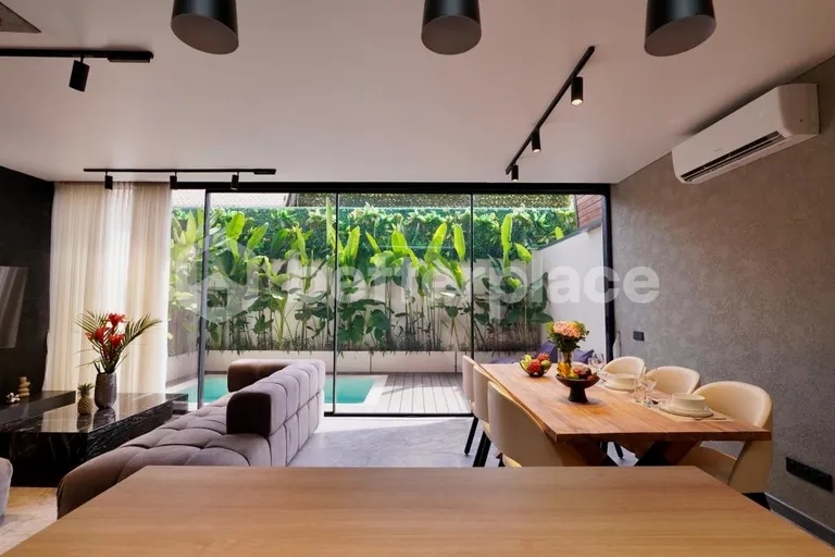 Modern 2-Bedroom Villa Loft in Umalas with Smart Home Features, Western Finishes, and Enclosed Living — A Sophisticated Leasehold Investment Opportunity