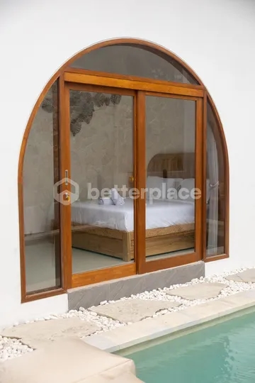 Mediterranique Villa: 3-Bedroom Padonan Escape with Enclosed Living and Investment Appeal