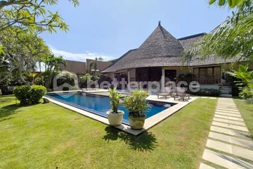 Exclusive Freehold Villa Seminyak Retreat: Where Elegance Meets Investment Opportunity