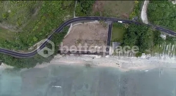 Prime Beachfront Land for Sale in Nusa Penida