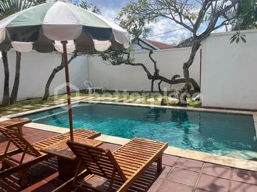 Spacious 5-Bedroom Villa in Berawa – Ideal for Yearly Rental