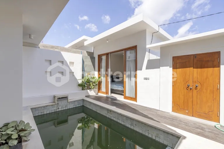 Modern 2 Bedroom in Kerobokan, Ideal for Living and Investment