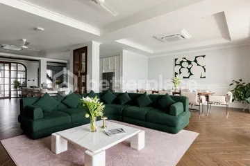 4 Bedroom Modern Villa in Babakan, Prime Location for Yearly Rental