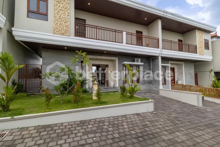 Modern Elegance Villa 2 Bedrooms in Ubud with Stunning Rice Field View